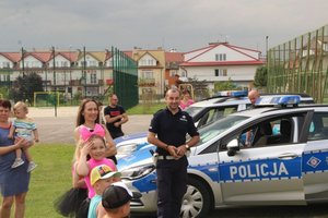 Piknik rodzinny z udziałem staszowskich policjantów