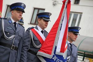 Uroczystości nadania miastu Staszów patrona z udziałem staszowskich policjantów