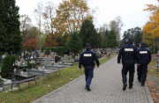 Zmiana organizacji ruchu w rejonach cmentarzy na terenie powiatu staszowskiego