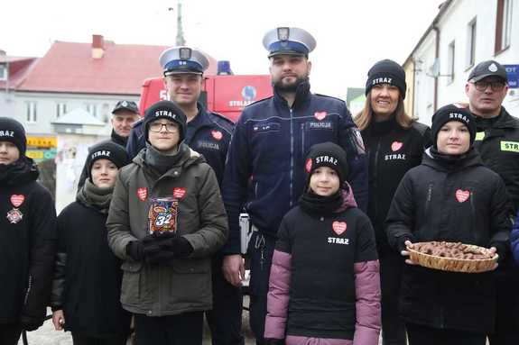 32 Finał Wielkiej Orkiestry Świątecznej Pomocy ze staszowskimi policjantami